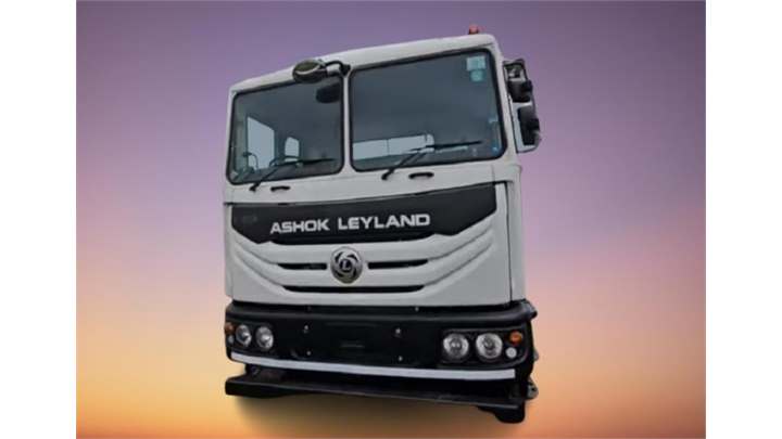 Ashok Leyland 4828 HM AVTR Trucks